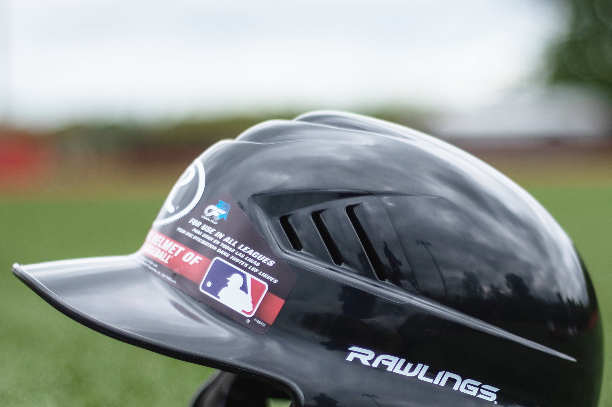 Vapor Molded Youth Batting Helmet with Face Guard, Black